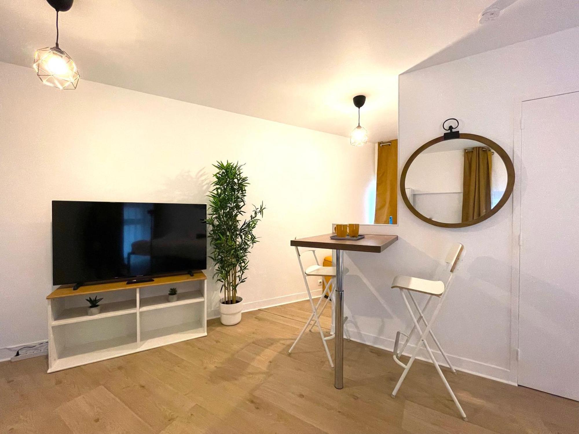 Les Entrepreneurs - Appartements Neufs Et Spacieux, Proche Rer C Et Aeroport Orly Моранжи Экстерьер фото