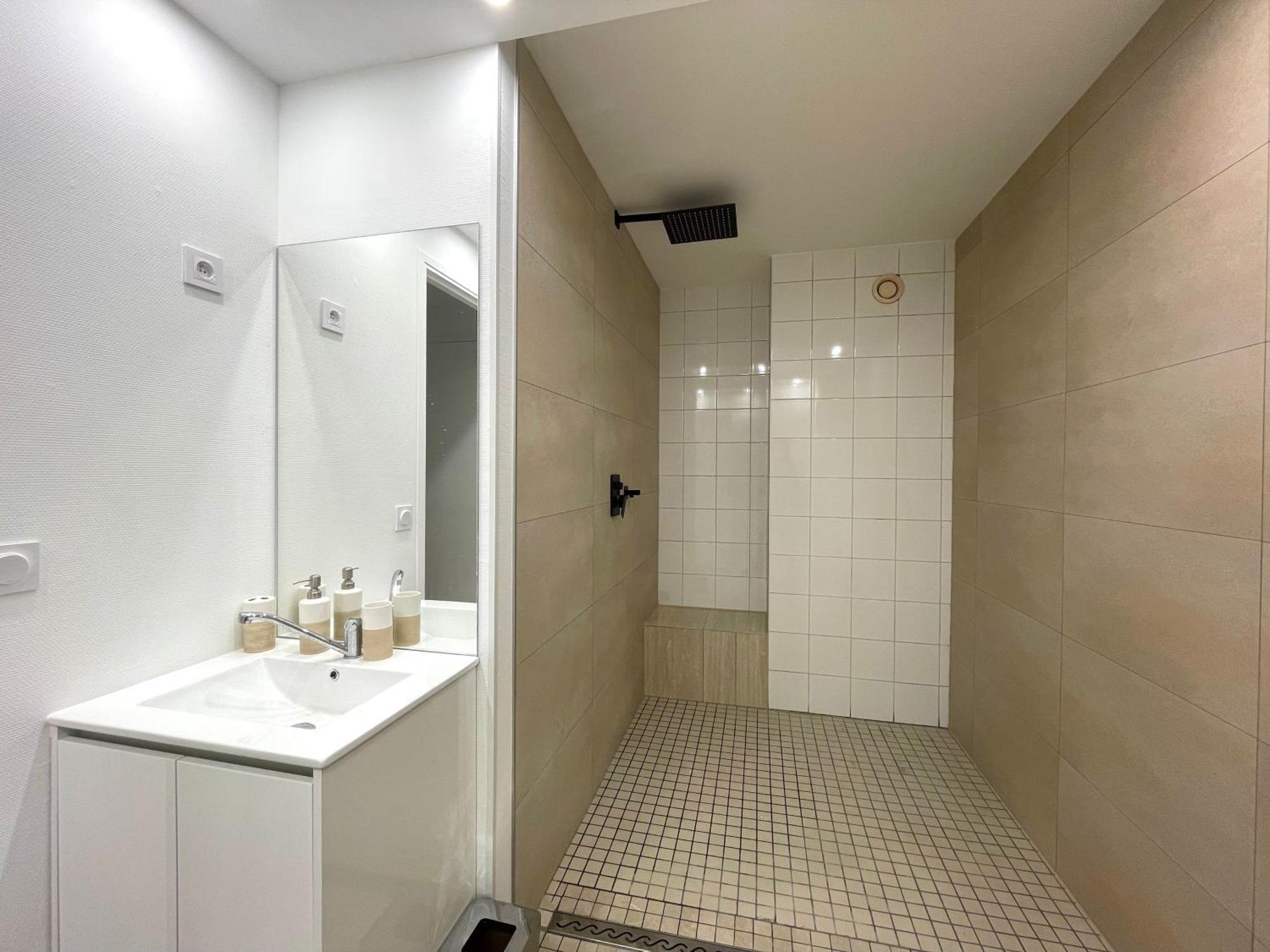 Les Entrepreneurs - Appartements Neufs Et Spacieux, Proche Rer C Et Aeroport Orly Моранжи Экстерьер фото