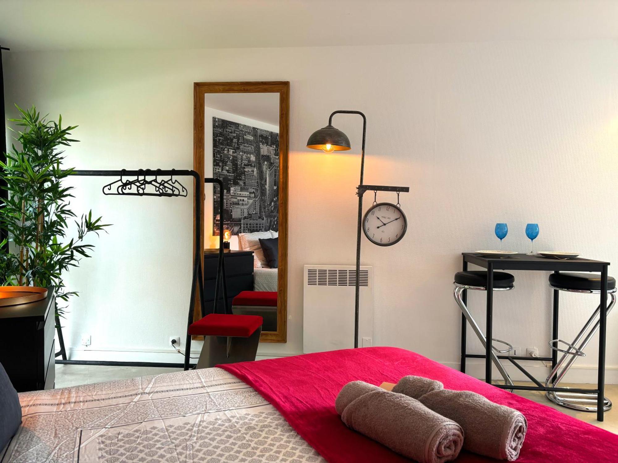 Les Entrepreneurs - Appartements Neufs Et Spacieux, Proche Rer C Et Aeroport Orly Моранжи Экстерьер фото